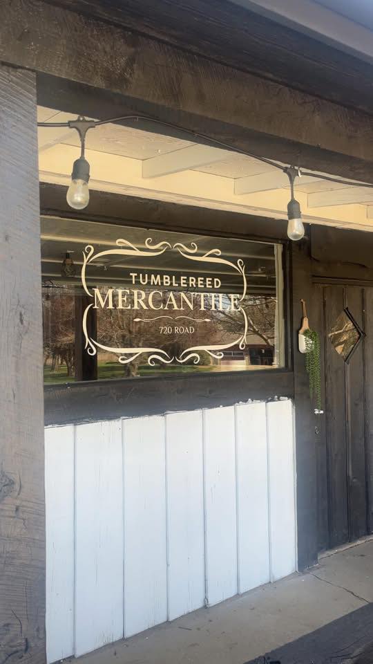 Outside view of TumbleReed Mercantile.