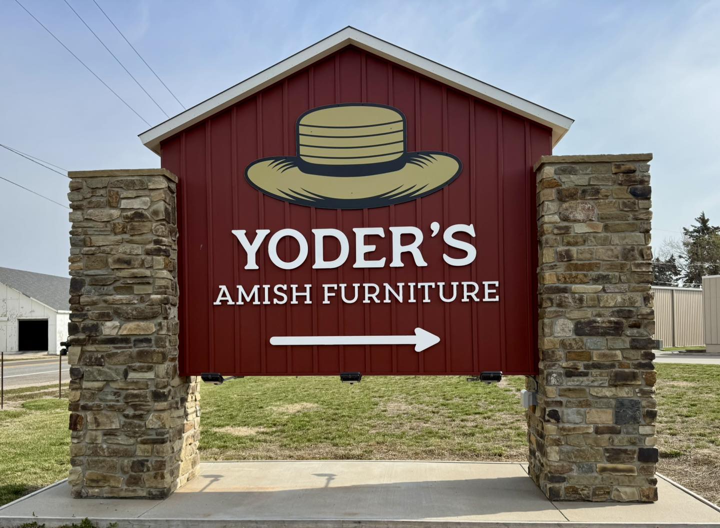 Yoder’s Amish Furniture Sign.