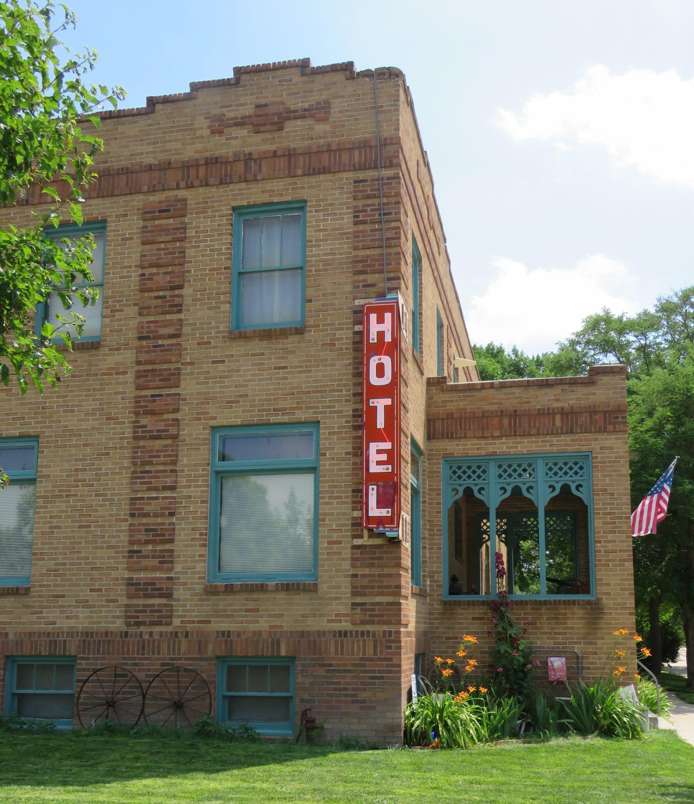 orleanshotel-scaled.jpg