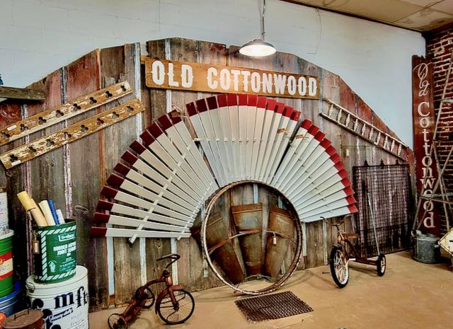 OLD COTTONWOOD ANTIQUE STORE - UTICA NE.jpeg