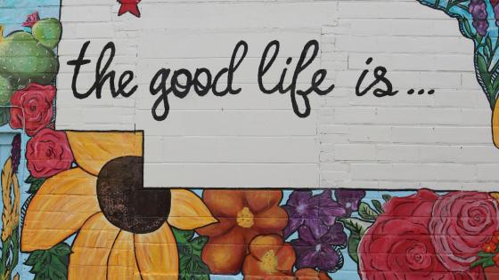 Chadron Art Alley, created in 2019, is a great spot for selfies!