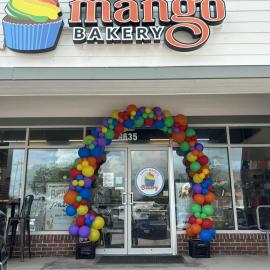 Outside view of Happy Mango Bakery.