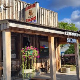 Longhorn Saloon & Whiteaker’s